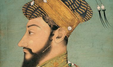 Why is Aurangzeb a Controversial King?  Decoding Myth and Reality