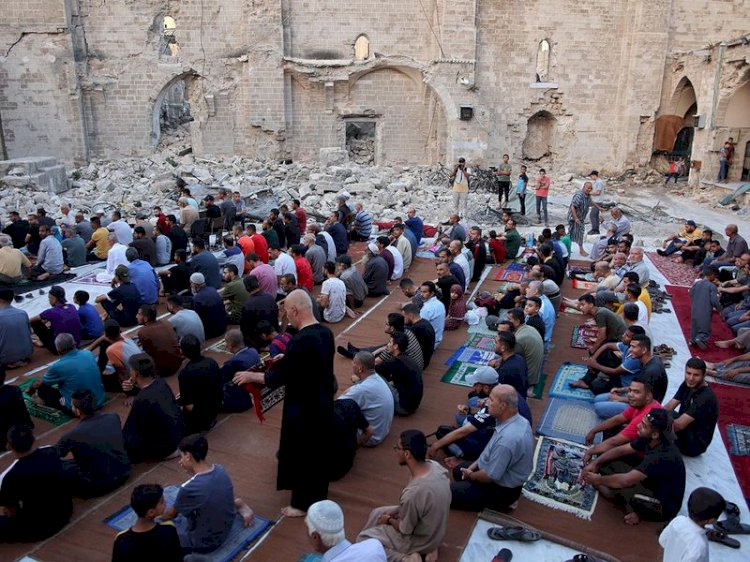 Palestinians are trying to keep up their spirits on Eid al-Adha despite the ongoing devastation