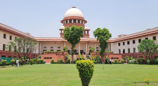 Supreme Court Paves the Way for Aligarh Muslim University to Regain Minority Status