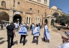 Netanyahu Speaks Beneath Al-Aqsa as Settlers Storm Mosque Compound