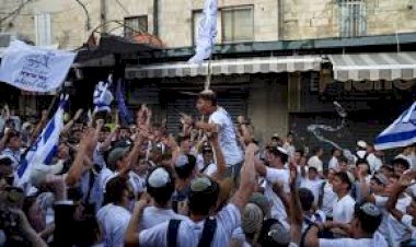 Hundreds of Settlers Storm Al-Aqsa Amid Talmudic Rituals on Jewish Festival