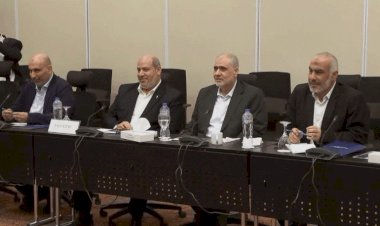 Hamas, Israel Agree Gaza Truce Including Withdrawal and Prisoner Swap