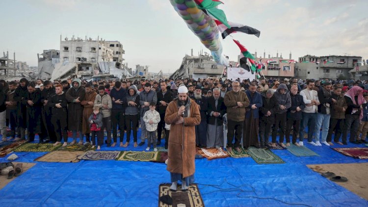 Muslim World Marks Eid Across Two Days as Al-Aqsa Closure and Regional Tensions Cast Shadow