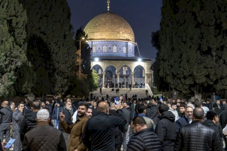 After 40 Days of Silence, Al-Aqsa Reopens